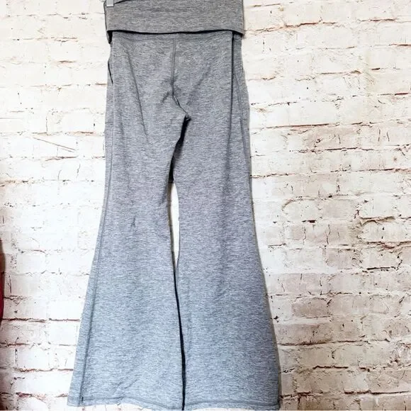 Aerie Offline The Hugger hi rise flare yoga pants - Picture 5 of 5